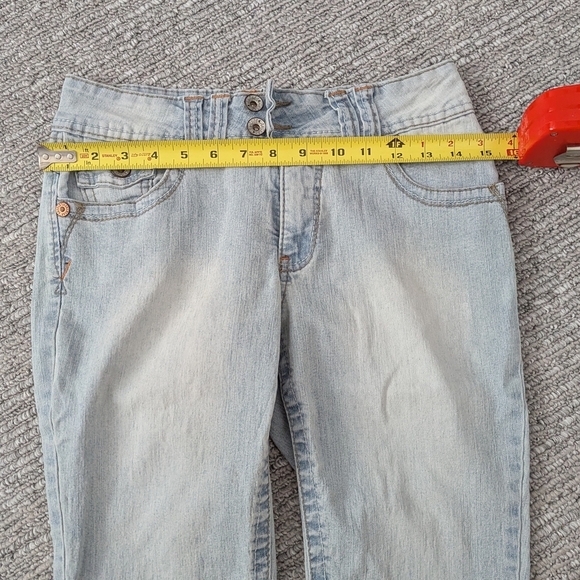 Angels Women's Distressed Denim/Jean Shorts (Size 6) - Picture 8 of 11